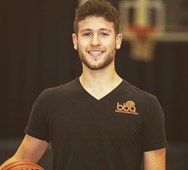 SAS turns to varsity newcomer as next coach of boys basketball team