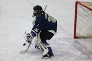 Skaneateles hockey shuts out Syracuse, 3-0, runs undefeated streak to 61 games