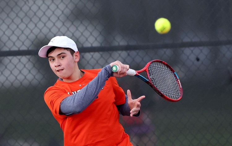 Section III boys tennis state qualifiers: Singles semifinals, doubles final set for Thursday 