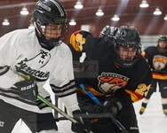 Syracuse hockey scores 6 goals in 1st period, hands Ontario Bay first loss (50 photos)