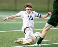 Boys soccer playoffs: Skaneateles 2 wins from state title 3-peat after topping Owego in OT (video)